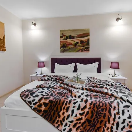 Apartment Rentforcomfort Bella