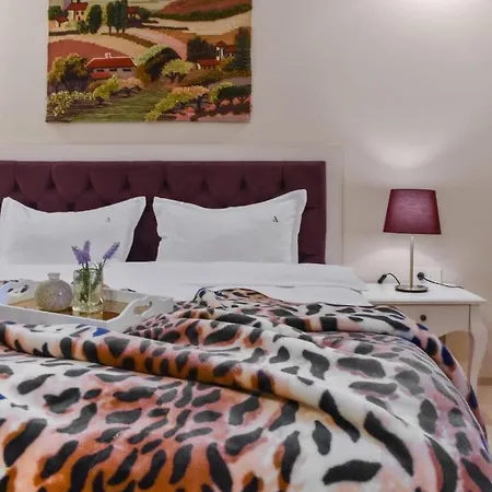 Rentforcomfort Bella Apartment